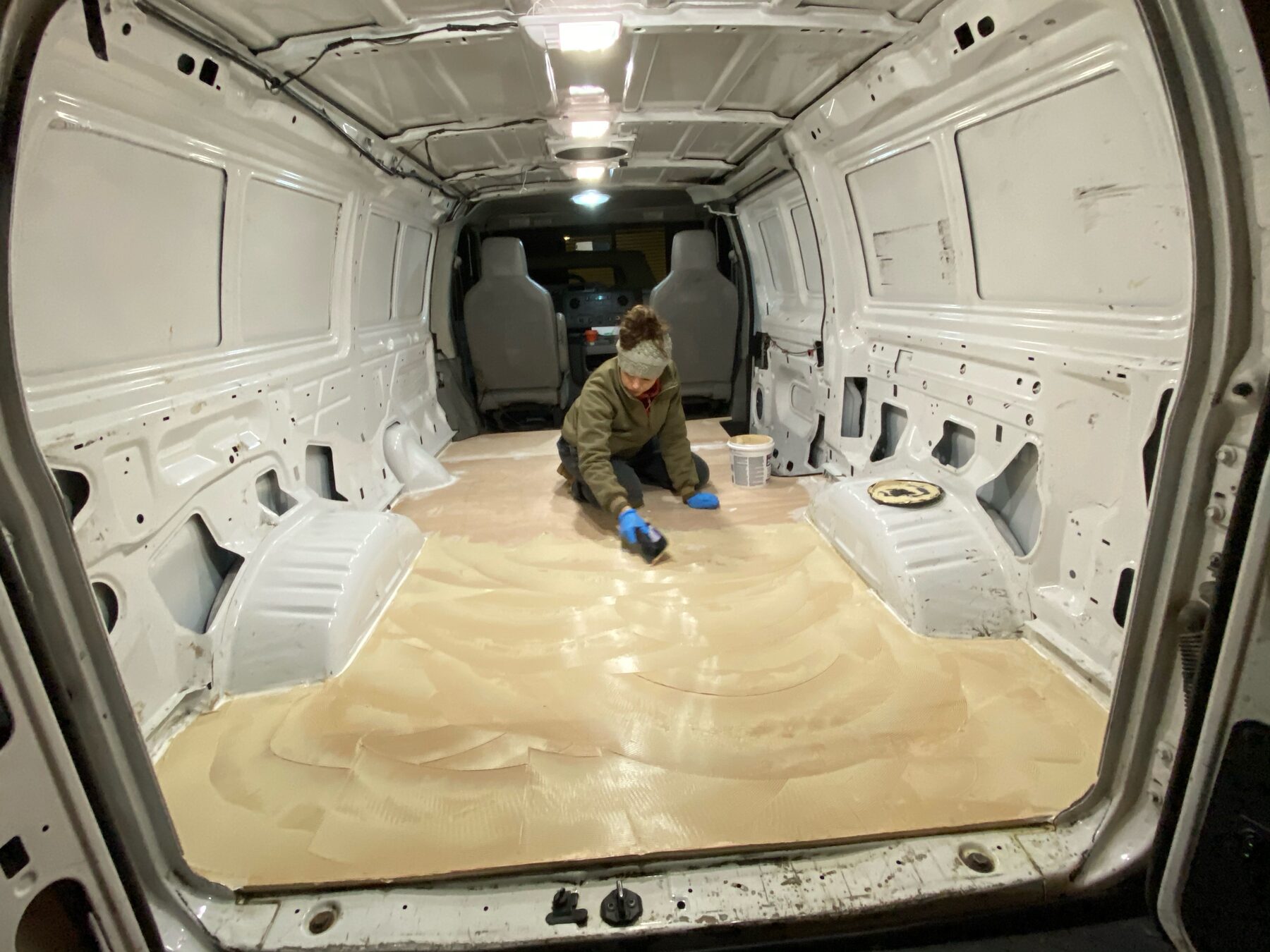 Laying the van subfloor